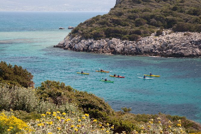 Sea Kayaking in Navarino Bay - Photos, Waterproof Camera, And That Low-Stress Way To Remember The Day