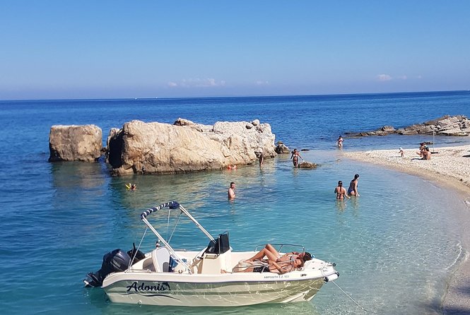 Self drive boat to shipwreck & blue caves - Boat feel, comfort, and small details that matter at sea