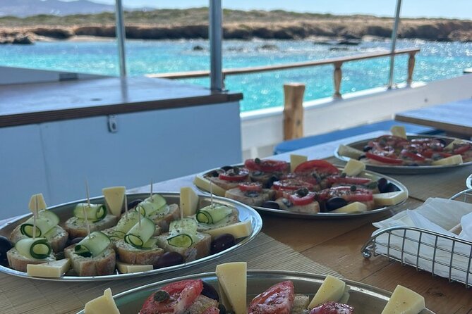 Semi-private Day Cruise - Snorkeling and swim stops: clarity, fish, and realistic expectations
