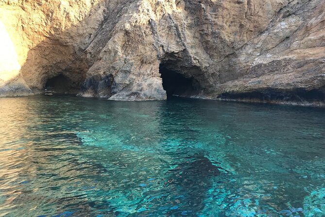 Shared Mykonos Sail Cruise to Delos and Rhenia Islands - Who This Delos and Rhenia Sail Is Best For