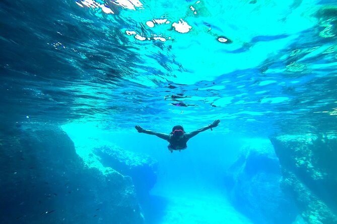Small Group Kaiki Cruise & Greek Gastronomy Experience - Panteronisi Blue Lagoon: Your Last Swim and the Fresh Fruit Finish