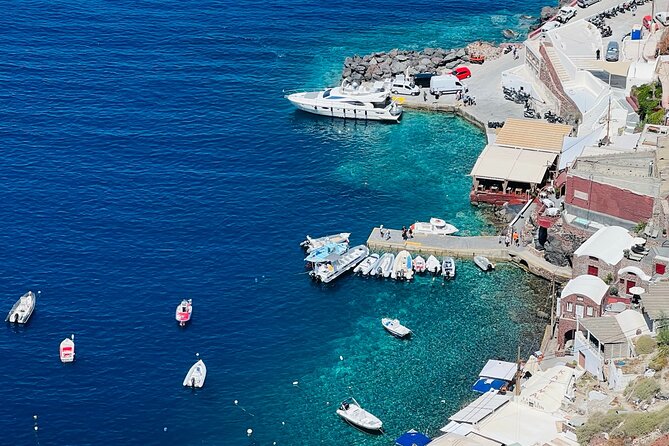 Small Group Sightseeing Tour: All Santorini’s Treasures - The real stars: guide style, pacing, and photo help