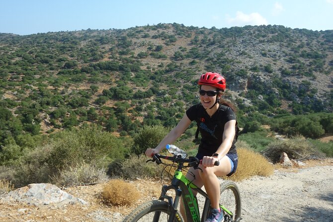 Small Villages and Cretan Nature. E-Bike tour - Weather reality and what to wear so you stay comfortable