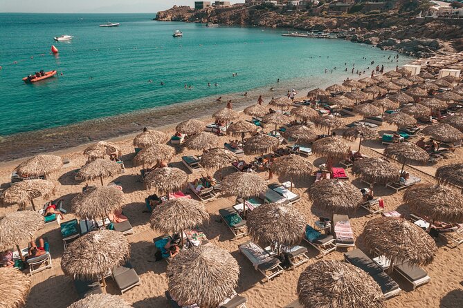 Super Paradise Beach Mykonos Seaside Sunbed (1st row) - Price and value: what $48.06 per person buys you in high season