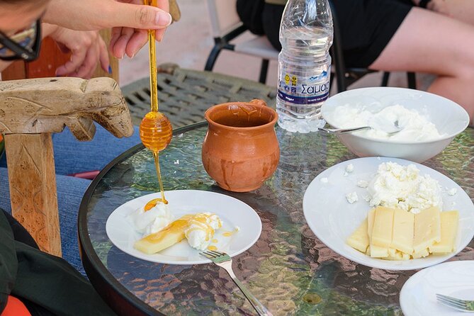 The 7 Villages of Apokoronas Tour – Explore East Chania Mainland - Stop 5: Fres lunch in a traditional kafeneio