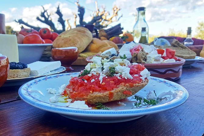 The Real Cretan Cooking Experience - Melidoni stop: where the evening gets context