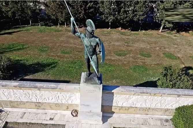 Thermopylae The battle of the 300 Spartans & Delphi Day Tour - Delphi Museum: carvings that make the ruins click