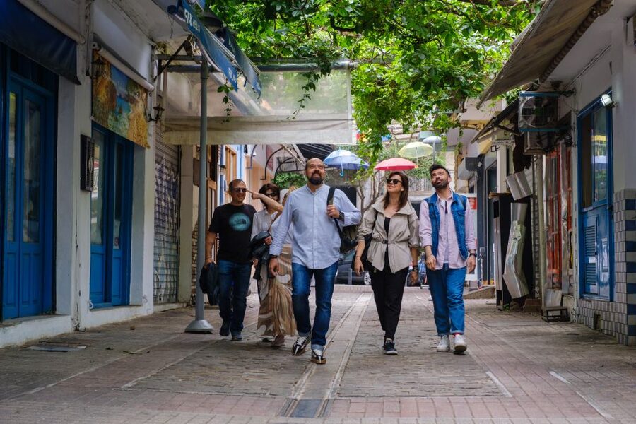 Thessaloniki: Food Tastings and Drinks tour with a Chef - Starting outside St. Sophia, then learning the city by taste