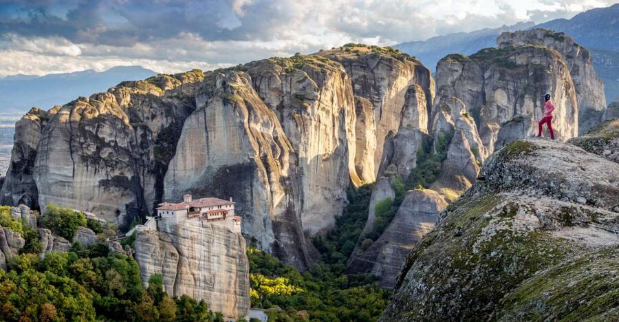 Thessaloniki: Full-Day Meteora Monasteries Tour - Meteora Viewpoints and Monasteries: What the 4.5 Hours Really Includes