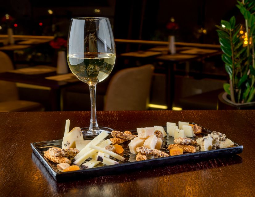 Thessaloniki: OTE Tower Rotating Experience with Light Meal - Sunset and live piano: how to pick the right time slot