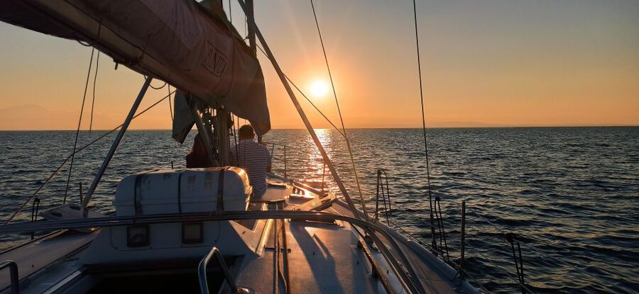 Thessaloniki Sunset Cruise departing from Nea Michaniona - What It’s Like On Board: Crew Style, Small Groups, and Help When You Need It