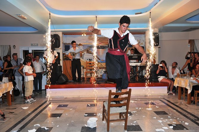 Traditional Greek Night live Music & Dinner Show in Santorini - Getting there in Kamari, without hotel pickup