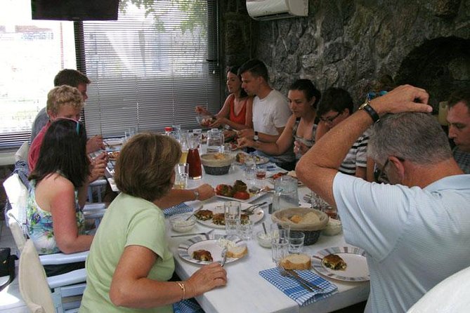 Traditional Lunch or Dinner with Drinks in Mykonos - Pickup, timing, and the reality of a small group