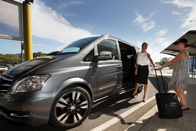 Transfer From & To Santorini Port Designed By You - Meet Your Driver at the Port, Not Five Blocks Away