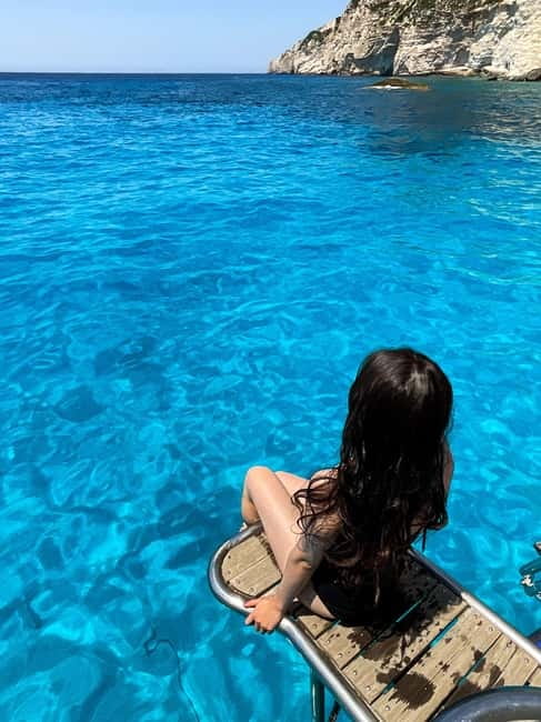 Zakinthos: Shipwreck Beach and Blue Caves Land and Sea Tour - From your pickup to Bohali Hill: the day’s opening act