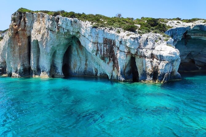 Zakynthos All Day Tour Shipwreck beach, view point-Blue Caves - Xigia Sulfur Beach and Therianos Family Farm: The Two Stops People Remember
