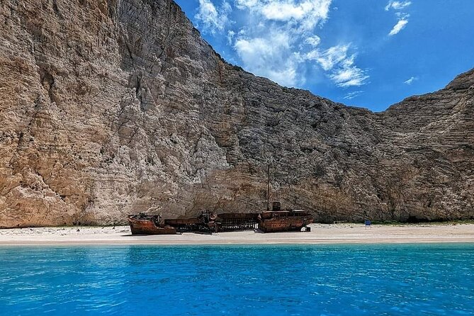 Zakynthos Blue Caves and Navagio bay - Agios Nikolaos to Navagio: the shipwreck stop that’s all about the photo