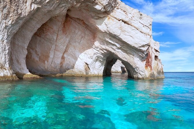 Zakynthos Blue Caves and Navagio bay - Photo tips for Navagio and the caves, without getting stressed