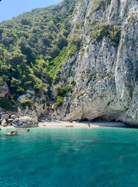 Zakynthos: Boat Rental - Self-navigation help, safety gear, and no driving licence needed