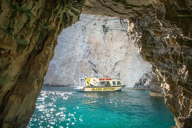 Zakynthos: Glass Bottom Turtle Boat Tour to Keri Caves & Islands - Laganas Bay turtle-spotting: short stop, clear intention
