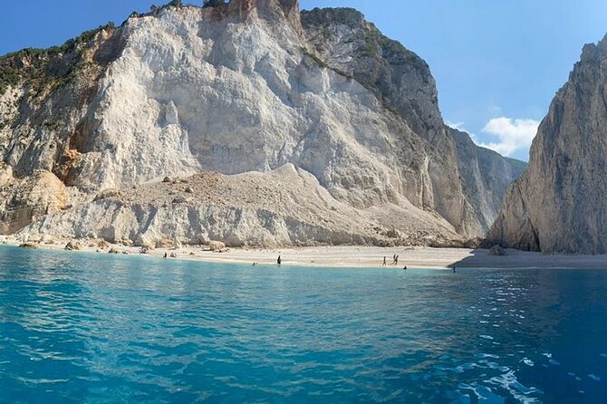 Zakynthos Small Boat Tour to Keri Mizithres and Marathonisi - Guides, captains, and how the story gets told
